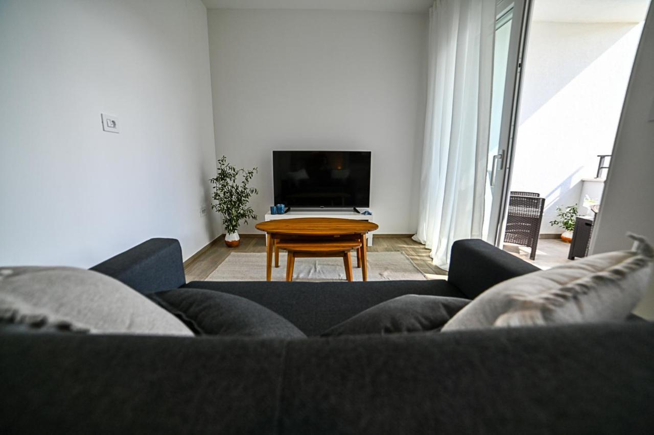 Apartment Perlitto เซรส ภายนอก รูปภาพ