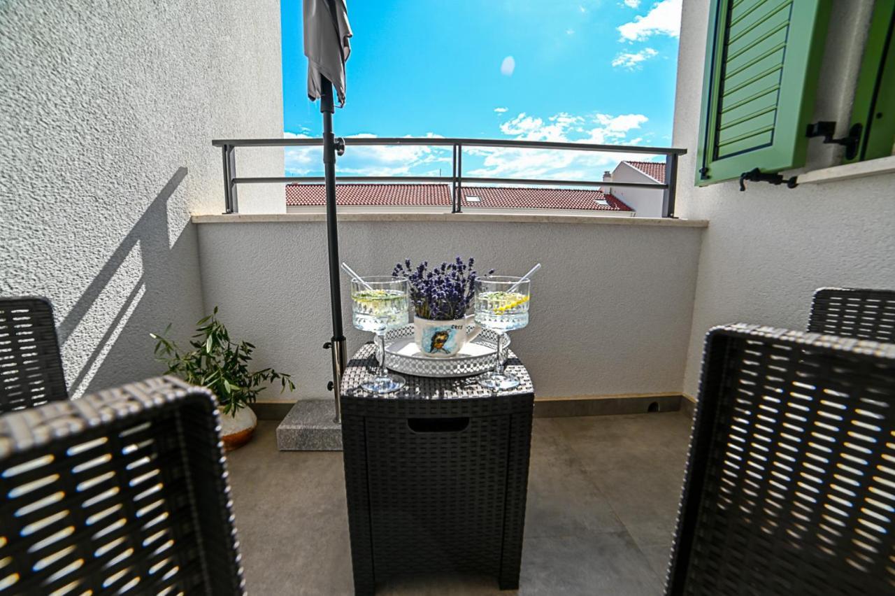 Apartment Perlitto เซรส ภายนอก รูปภาพ